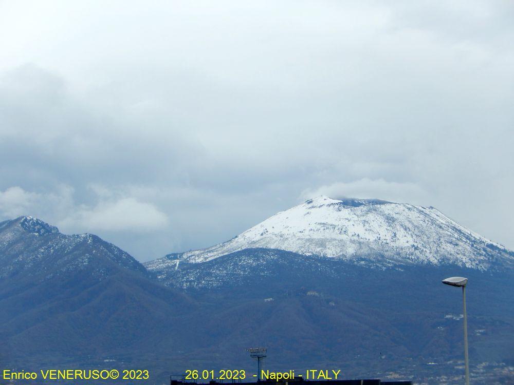 Vesuvio innevato - 26.01.2023.jpg